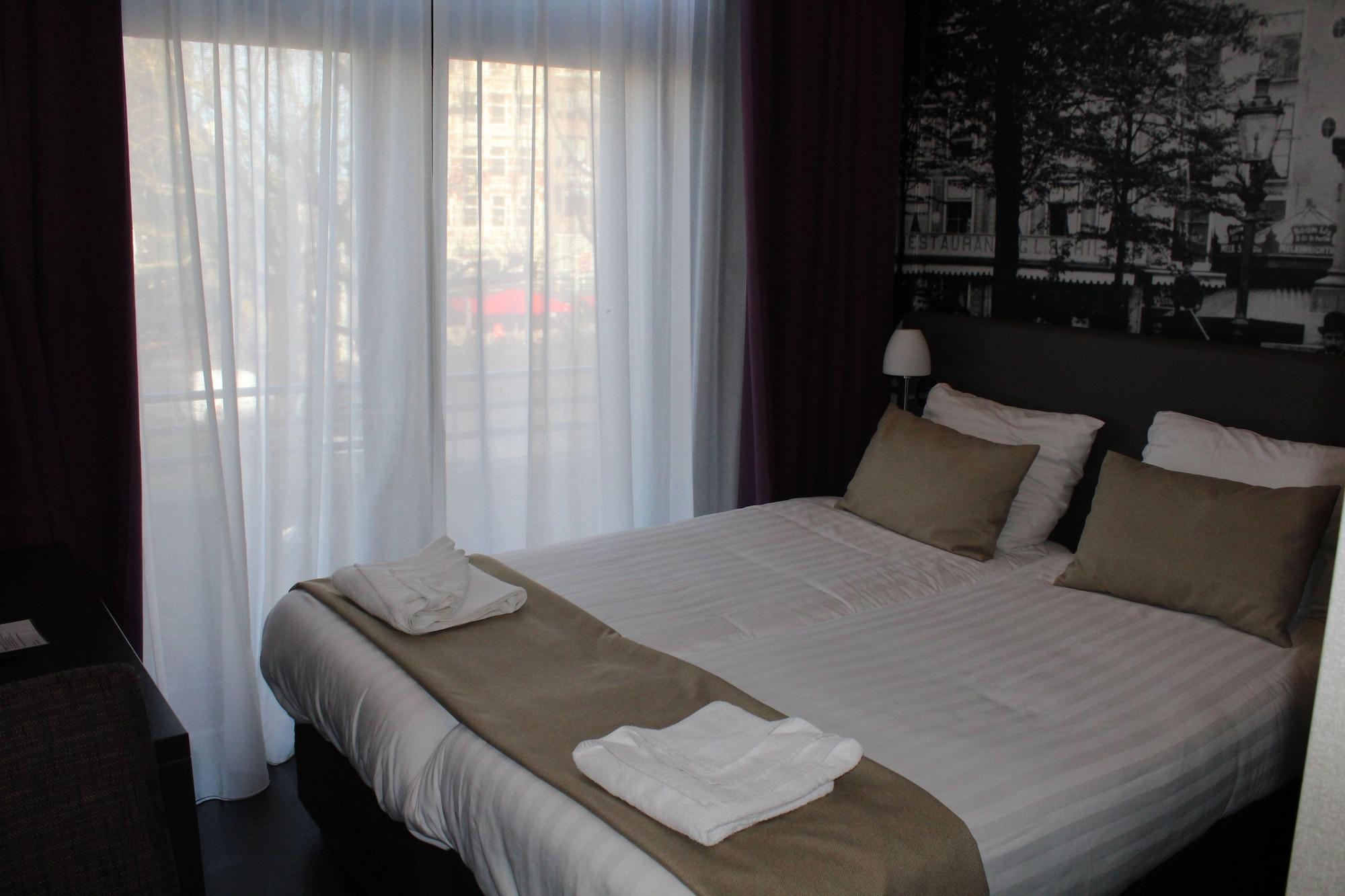 Royal Amsterdam Hotel Bagian luar foto